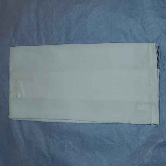 Single Kitchen Towel with Two Owls - Picture 3 of 3